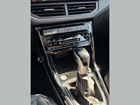 volkswagen, t-cross, 1.0 tsı r-line dsg, otomatik, benzin 2.el otomobil | renew 21