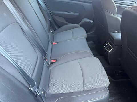 renault, megane, sedan 1.3 tce touch edc, otomatik, benzin 2.el otomobil | renew 17
