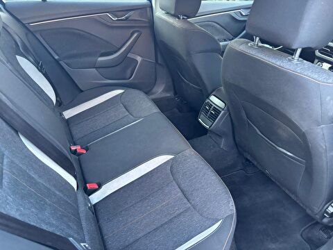 skoda, scala, hatchback 1.6 tdı scr premium dsg, otomatik, dizel 2.el otomobil | renew 19