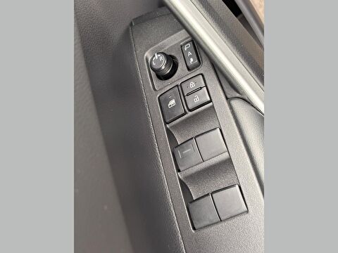 toyota, corolla cross, 1.8 hybrid flame x-pack e-cvt, otomatik, benzin 2.el otomobil | renew 26