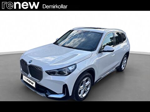 IX1 xDrive20 X Line, 2. el otomobil | renew