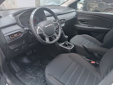 dacia, sandero, hatchback 1.0 tce stepway essential cvt, otomatik, benzin 2.el otomobil | renew 8