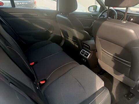 renault, megane, sedan 1.3 tce touch edc, otomatik, benzin 2.el otomobil | renew 13