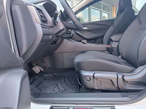 nissan, qashqai, suv 1.3 dıg-t 12v mhev design pack x-tronic, otomatik, mhev 2.el otomobil | renew 16
