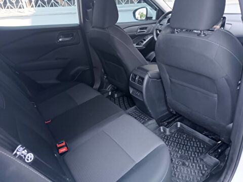 nissan, qashqai, suv 1.3 dıg-t 12v mhev design pack x-tronic, otomatik, mhev 2.el otomobil | renew 14