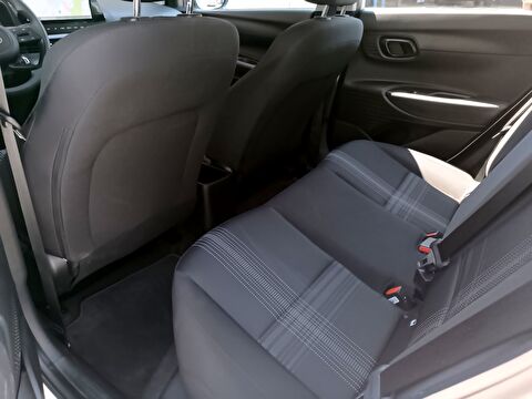 hyundai, i20, hatchback 1.0 t-gdı jump nav. dct, otomatik, benzin 2.el otomobil | renew 17