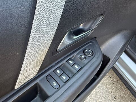 citroen, c4 x, 1.2 puretech shine bold eat8, otomatik, benzin 2.el otomobil | renew 8