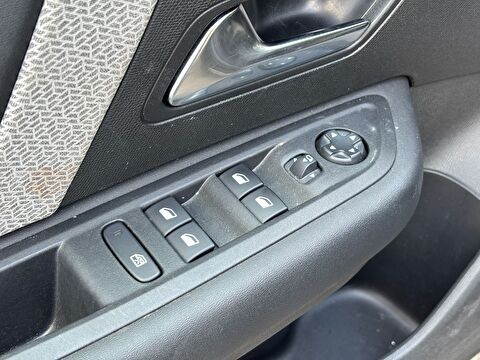 citroen, c4 x, crossover 1.2 puretech shine eat8, otomatik, benzin 2.el otomobil | renew 13