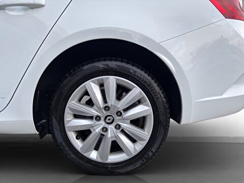 renault, megane, sedan 1.3 tce joy edc, otomatik, benzin 2.el otomobil | renew 7