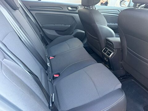 renault, megane, sedan 1.3 tce touch edc, otomatik, benzin 2.el otomobil | renew 14