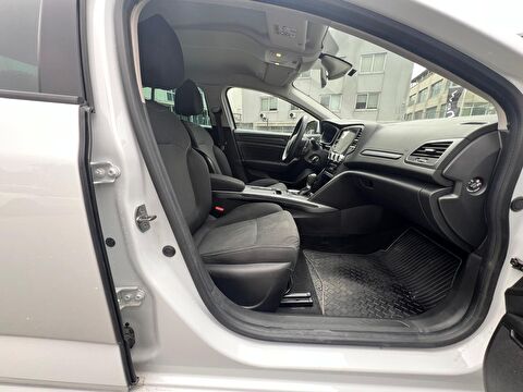 renault, megane, sedan 1.3 tce joy comfort edc, otomatik, benzin 2.el otomobil | renew 8