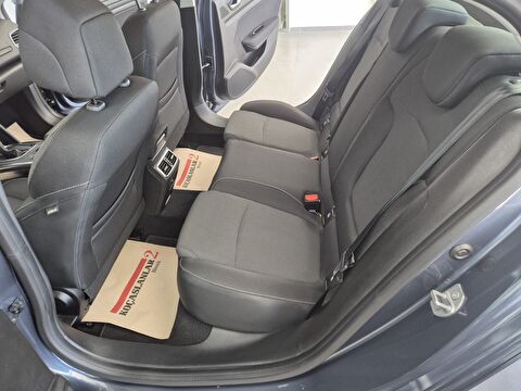 renault, megane, sedan 1.3 tce touch edc, otomatik, benzin 2.el otomobil | renew 21