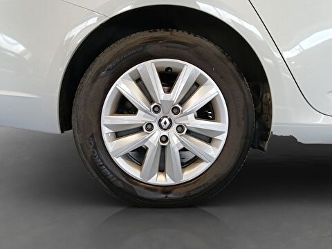 renault, megane, sedan 1.3 tce joy comfort edc, otomatik, benzin 2.el otomobil | renew 8