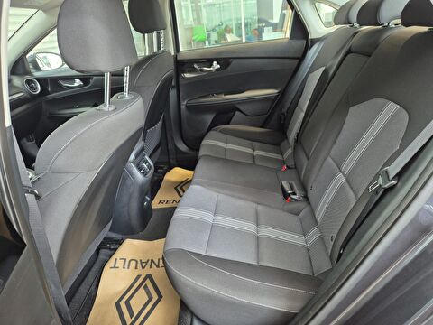 kia, cerato, sedan 1.6 mpı elegance otomatik, otomatik, benzin 2.el otomobil | renew 21