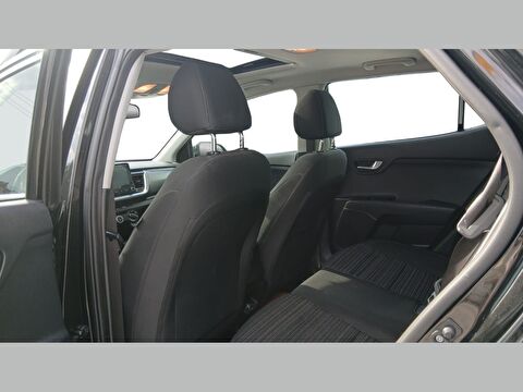 kia, stonic, suv 1.4 mpı business otomatik, otomatik, benzin 2.el otomobil | renew 15