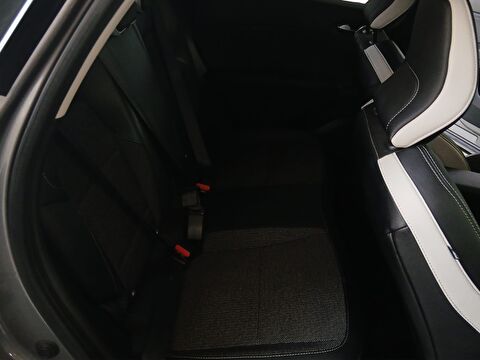 renault, captur, crossover 1.3 tce mhev ıcon edc, otomatik, mhev 2.el otomobil | renew 15