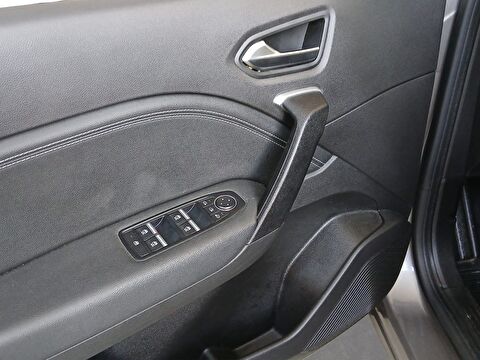 renault, captur, crossover 1.3 tce mhev ıcon edc, otomatik, mhev 2.el otomobil | renew 25