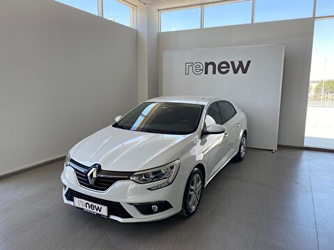 Renault, Megane, Sedan 1.6 16V Joy, Manuel, Benzin 2. el otomobil | renew Mobile