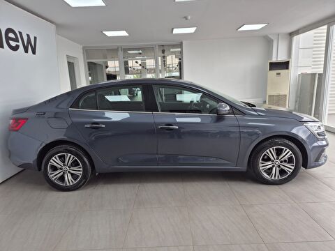 renault, megane, sedan 1.3 tce touch edc, otomatik, benzin 2.el otomobil | renew 9
