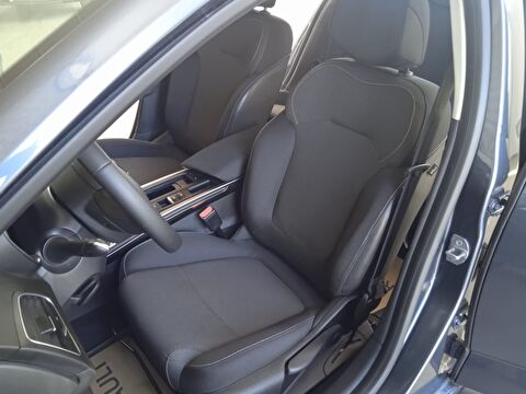 renault, megane, sedan 1.3 tce touch edc, otomatik, benzin 2.el otomobil | renew 19