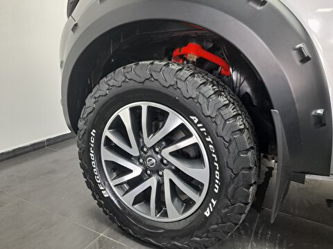 nissan, navara, çift kabin pick-up 2.3 dci 190 4x4 platinum otomatik, otomatik, dizel 2.el otomobil | renew 4