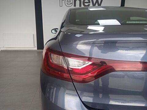 renault, megane, sedan 1.3 tce touch edc, otomatik, benzin 2.el otomobil | renew 16