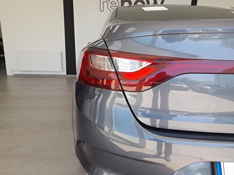 renault, megane, sedan 1.3 tce ıcon edc, otomatik, benzin 2.el otomobil | renew 9