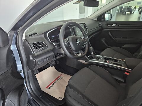renault, megane, sedan 1.3 tce touch edc, otomatik, benzin 2.el otomobil | renew 21