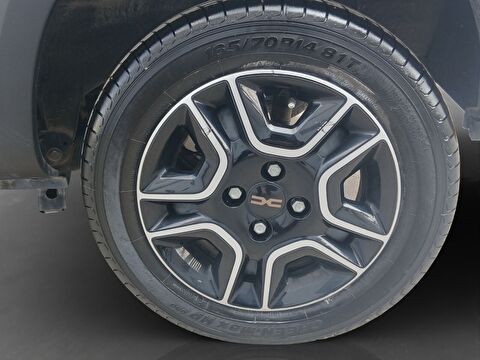 dacia, spring, crossover 26.8 kwh extreme cvt, otomatik, elektrik 2.el otomobil | renew 7