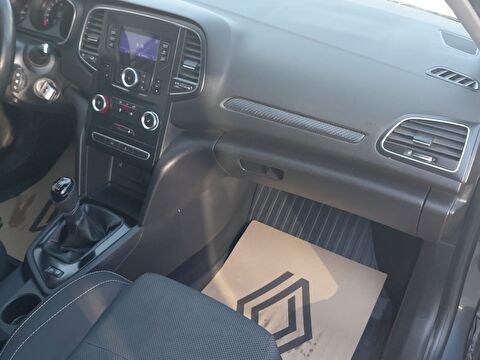 renault, megane, sedan 1.3 tce ıcon, manuel, benzin 2.el otomobil | renew 26