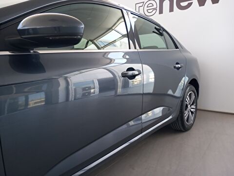 renault, megane, sedan 1.3 tce touch edc, otomatik, benzin 2.el otomobil | renew 13