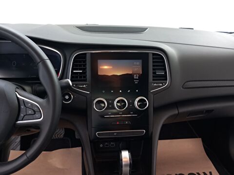renault, megane, sedan 1.3 tce touch edc, otomatik, benzin 2.el otomobil | renew 18