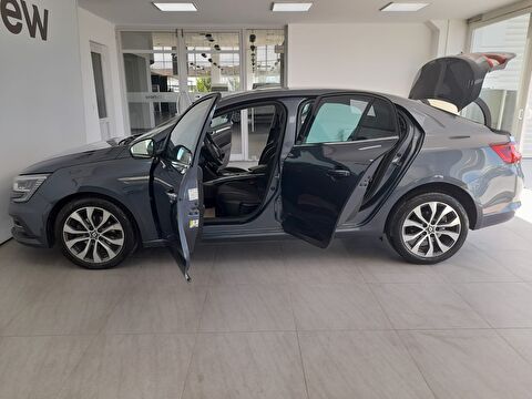 renault, megane, sedan 1.3 tce touch edc, otomatik, benzin 2.el otomobil | renew 12