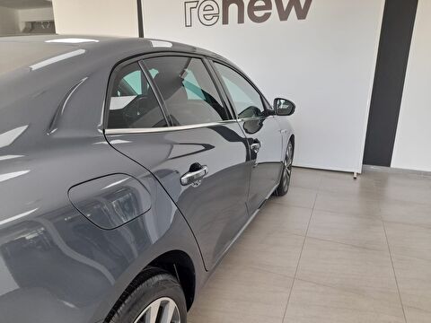 renault, megane, sedan 1.3 tce touch edc, otomatik, benzin 2.el otomobil | renew 19