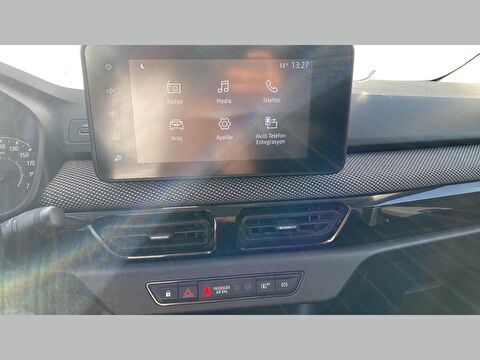 renault, taliant, sedan 1.0 tce touch x-tronic, otomatik, benzin 2.el otomobil | renew 17