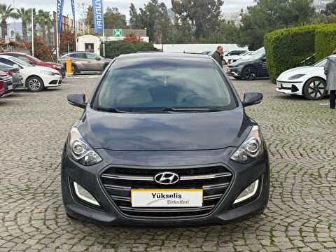 2016 Dizel Otomatik Hyundai i30 Gri Yükseliş Nakil Araçları Turizm Ticaret ve Sanayi Anonim Şirketi