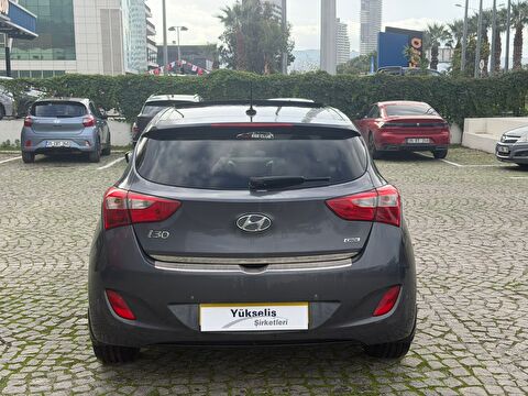 2016 Dizel Otomatik Hyundai i30 Gri Yükseliş Nakil Araçları Turizm Ticaret ve Sanayi Anonim Şirketi