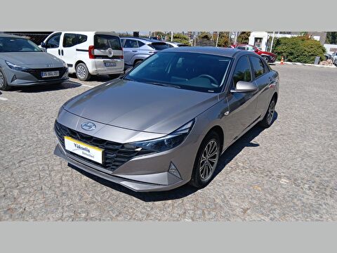 2021 Benzin Otomatik Hyundai Elantra Füme Yükseliş Nakil Araçları Turizm Ticaret ve Sanayi Anonim Şirketi