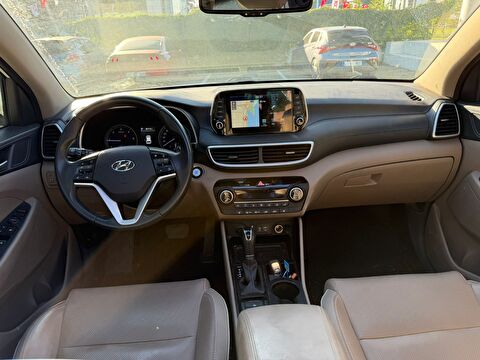 2020 Dizel Otomatik Hyundai Tucson Beyaz Yükseliş Nakil Araçları Turizm Ticaret ve Sanayi Anonim Şirketi