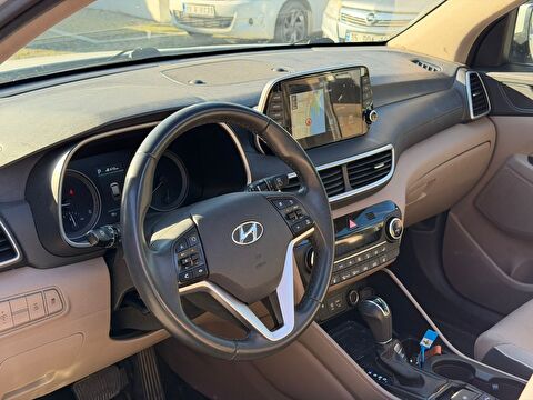 2020 Dizel Otomatik Hyundai Tucson Beyaz Yükseliş Nakil Araçları Turizm Ticaret ve Sanayi Anonim Şirketi