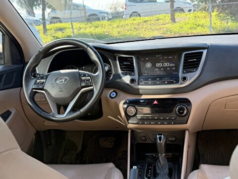 2018 Benzin Otomatik Hyundai Tucson Gri Yükseliş Nakil Araçları Turizm Ticaret ve Sanayi Anonim Şirketi
