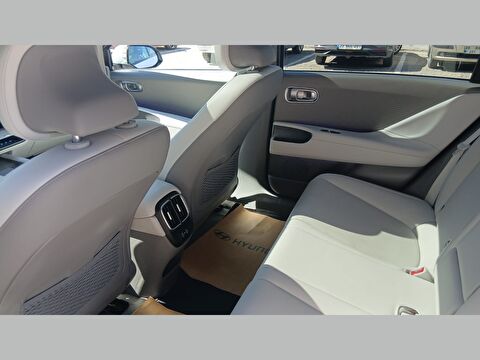 2024 Elektrik Otomatik Hyundai Ioniq 6 Gri Yükseliş Nakil Araçları Turizm Ticaret ve Sanayi Anonim Şirketi