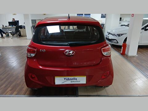 2015 Benzin Otomatik Hyundai i10 Kırmızı Yükseliş Nakil Araçları Turizm Ticaret ve Sanayi Anonim Şirketi