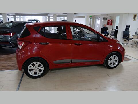 2015 Benzin Otomatik Hyundai i10 Kırmızı Yükseliş Nakil Araçları Turizm Ticaret ve Sanayi Anonim Şirketi