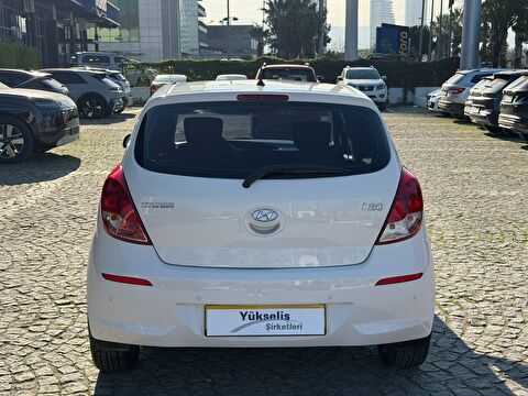 2013 Benzin Manuel Hyundai i20 Beyaz Yükseliş Nakil Araçları Turizm Ticaret ve Sanayi Anonim Şirketi