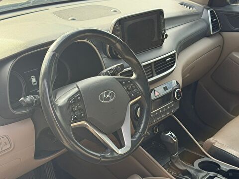 2018 Dizel Otomatik Hyundai Tucson Bej Yükseliş Nakil Araçları Turizm Ticaret ve Sanayi Anonim Şirketi