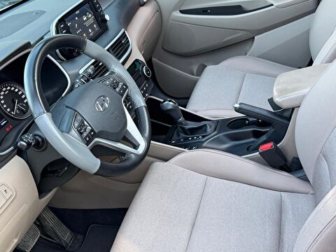 2020 Benzin Otomatik Hyundai Tucson Gri Yükseliş Nakil Araçları Turizm Ticaret ve Sanayi Anonim Şirketi