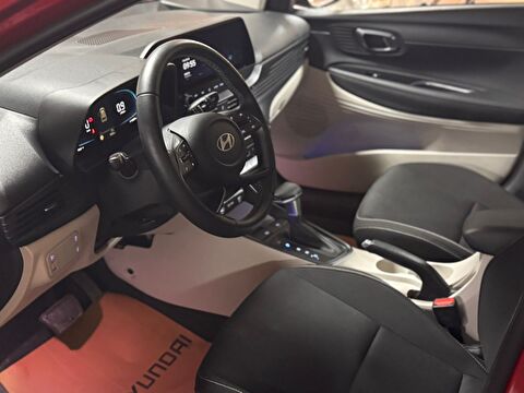 2.El Hyundai Bayon SUV 1.0 T-GDI Style DCT | Otomatik & Benzin | Kırmızı | İzmir.2el 2025 Benzin Otomatik Hyundai Bayon Kırmızı Yükseliş Nakil Araçları Turizm Ticaret ve Sanayi Anonim Şirketi
