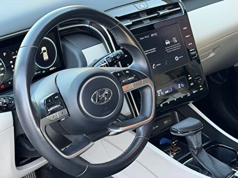 2022 Benzin Otomatik Hyundai Tucson Kahverengi Yükseliş Nakil Araçları Turizm Ticaret ve Sanayi Anonim Şirketi