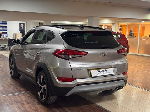 2.El Hyundai Tucson SUV 1.6 T-GDI 4x2 Elite DCT | Otomatik & Benzin | Bej | İzmir.2el 2016 Benzin Otomatik Hyundai Tucson Bej Yükseliş Nakil Araçları Turizm Ticaret ve Sanayi Anonim Şirketi